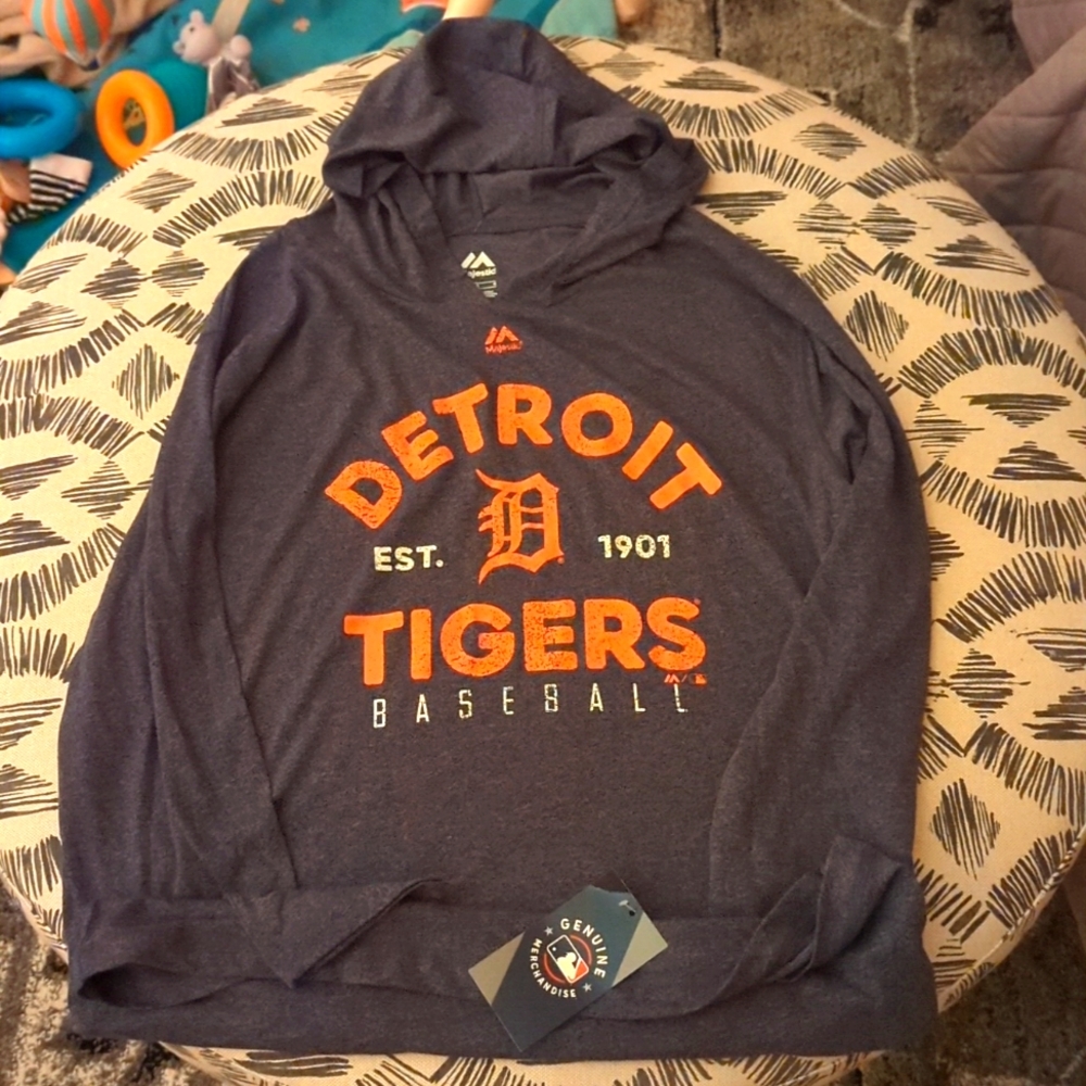 Detroit Tigers Majestic Long Sleeve Hooded T Size Large